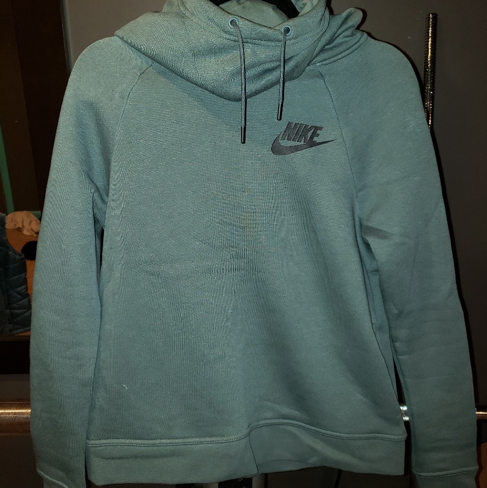 Nike funnel neck hoodie
